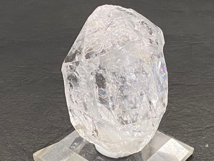 ダイヤモンドクォーツ　ハキマー　レインボー入り　49g