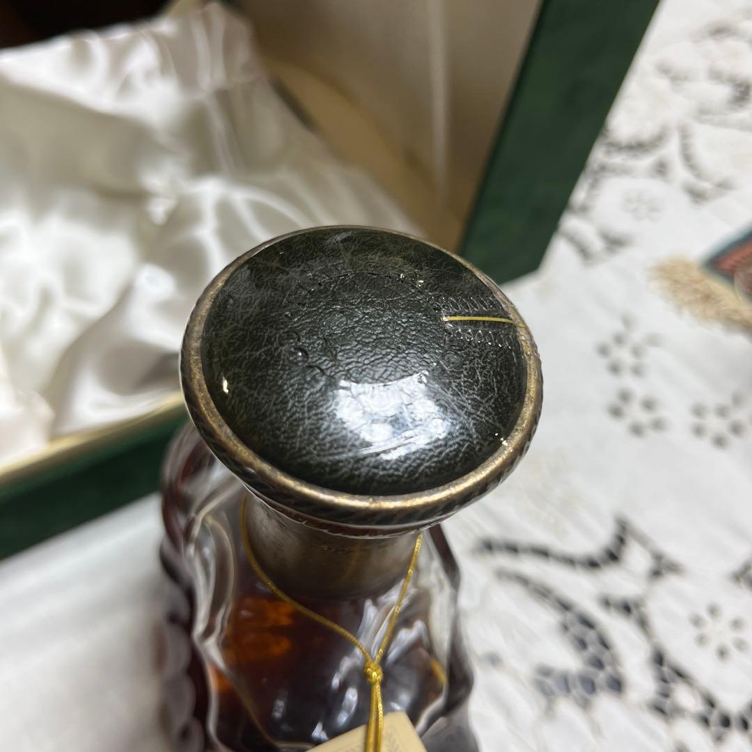 REMY MARTIN コニャック バカラボトル