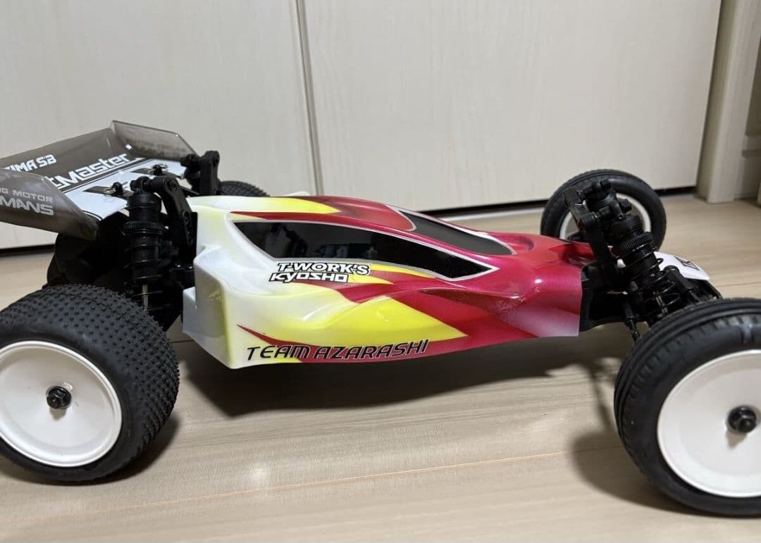 Kyosho Dirtmaster 1/10 電動バギー