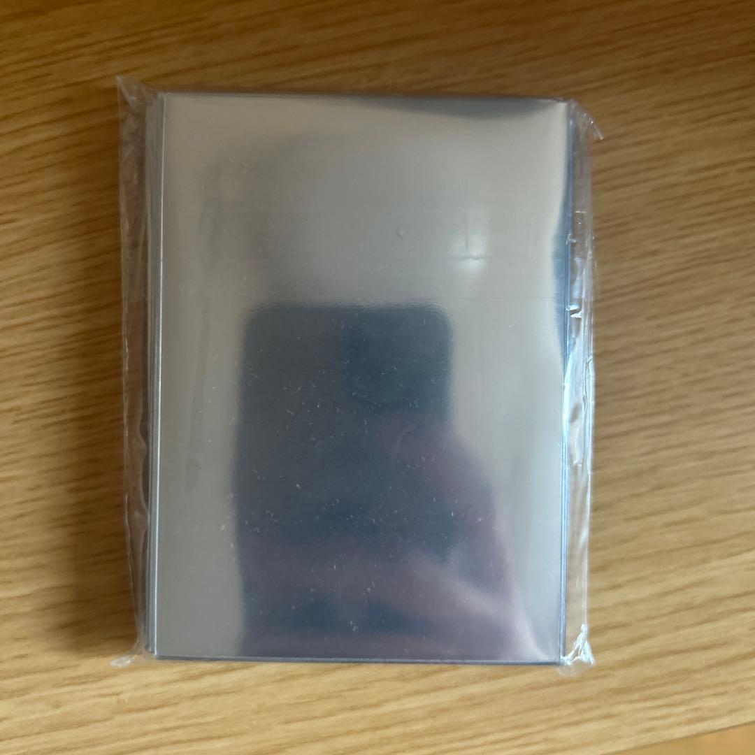 デュエマ　スリーブ　闇の守護者　ルカ