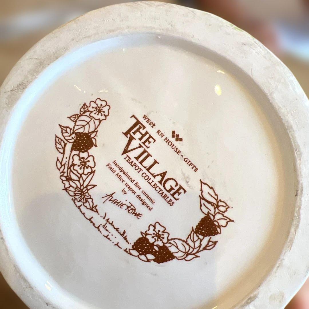 英国ヴィンテージヴィレッジコレクターズティーポット