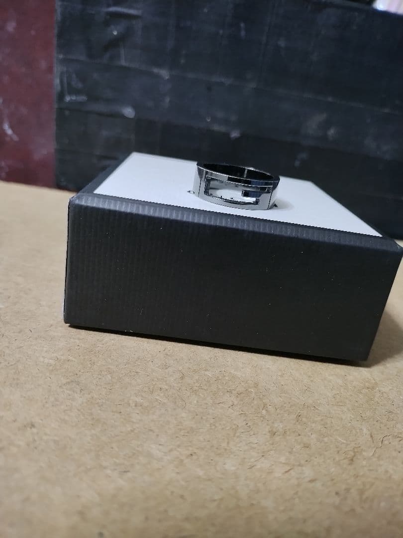 良好品 GUCCI グッチ シルバー925ブラックGリング 25号 高級感あり
