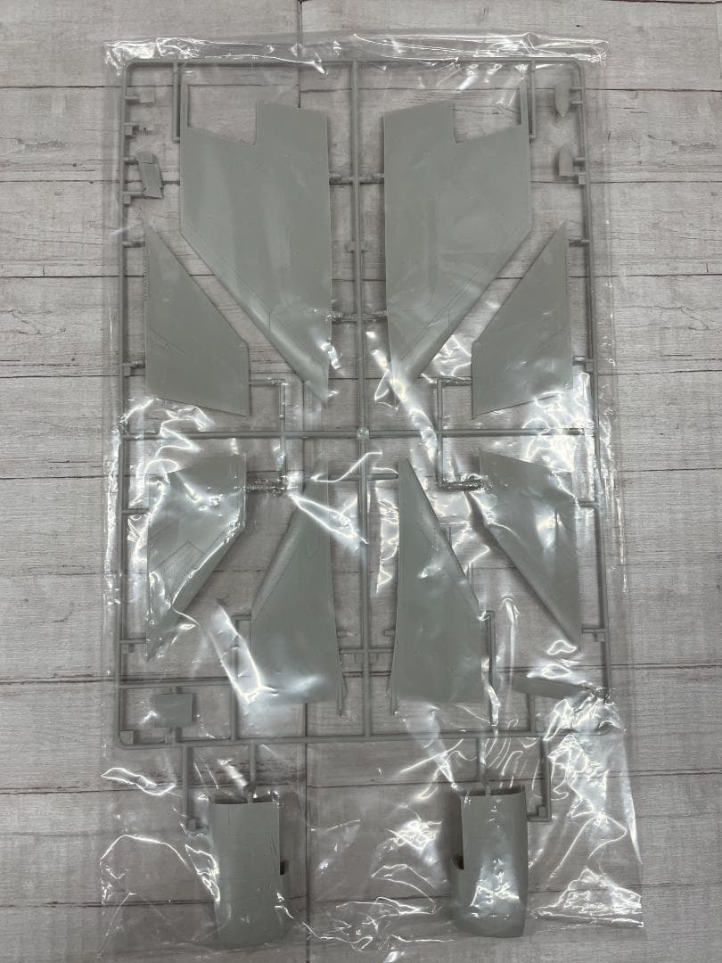 ◆未組立◆1/32 マクダネル・ダグラス F-4J ファントムII マリーン