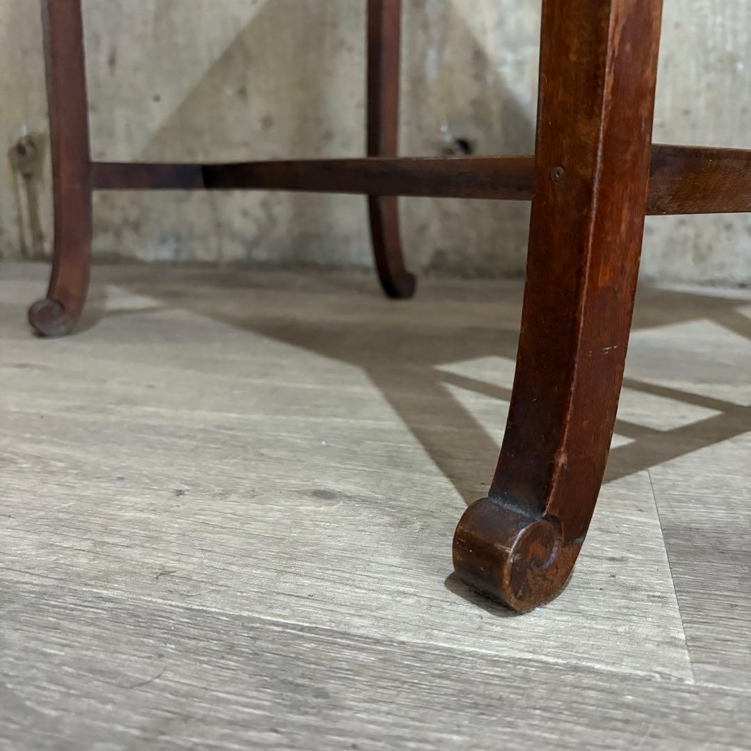 イギリス　ヴィンテージ　サイドテーブル　コーヒーテーブル　無垢材　花台