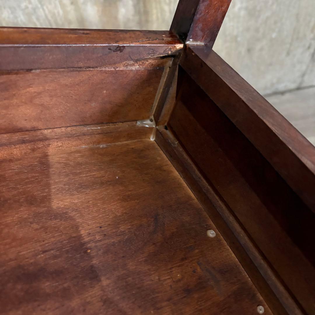 イギリス　ヴィンテージ　サイドテーブル　コーヒーテーブル　無垢材　花台