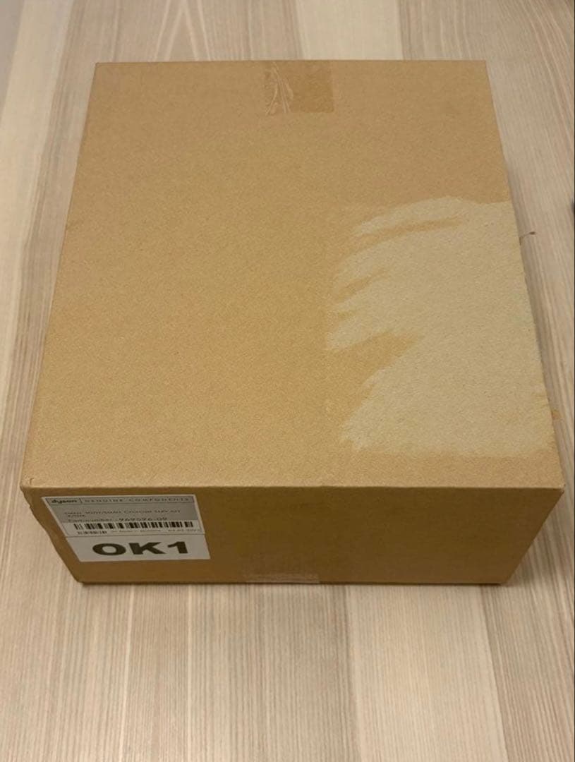 Dyson V10(sv12) 本体+サイクロン(アイアン/ニッケル)