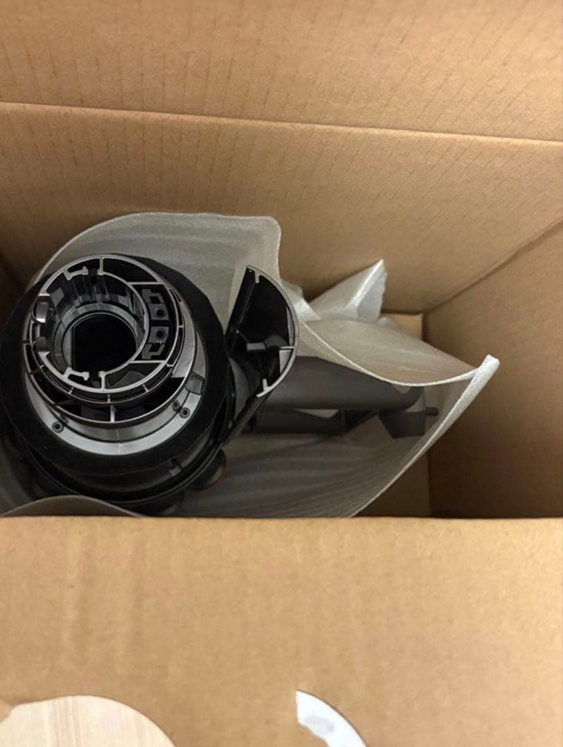 Dyson V10(sv12) 本体+サイクロン(アイアン/ニッケル)