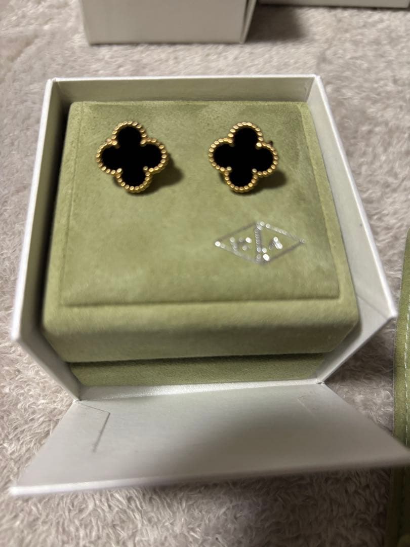 ヴァンクリーフ⭐︎オニキス⭐︎ピアス⭐︎美品☆VanCleef&Arpels☆本物