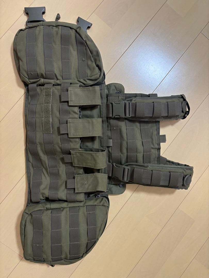 オリーブドラブ チェストリグ