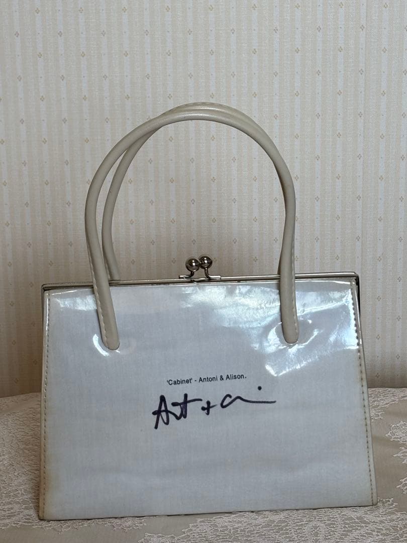 Antoni&Alison アントニ＆アリソン