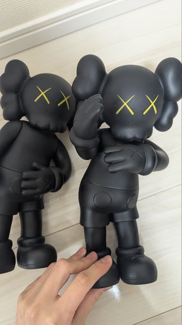 KAWS フィギュア ４体セット　クリスマス　プレゼント