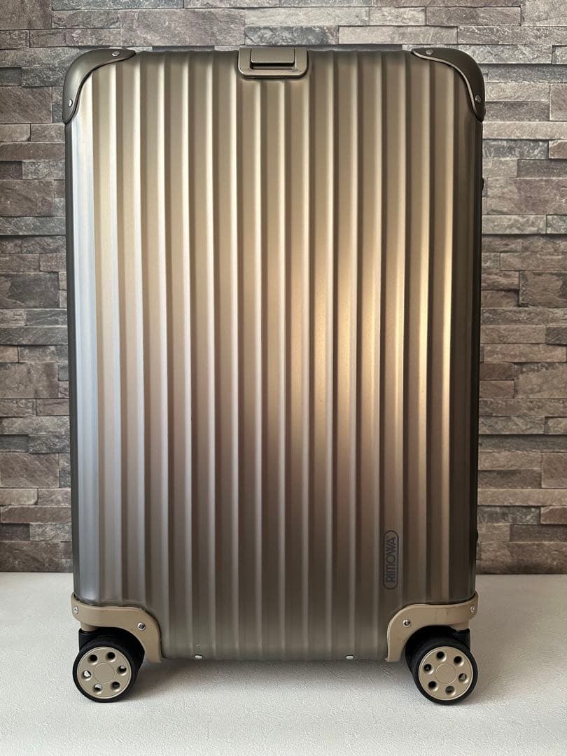 リモワ スーツケース トパーズ プレミアム シャンパンゴールド 63L
