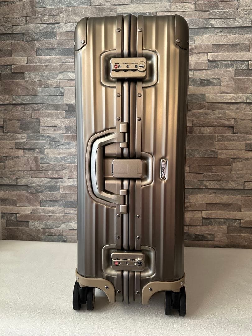 リモワ スーツケース トパーズ プレミアム シャンパンゴールド 63L