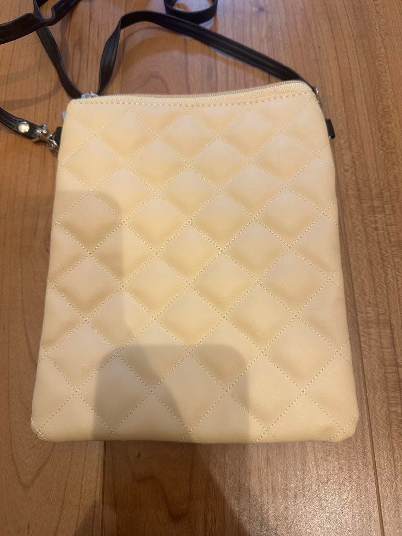 CHANELノベルティ カンボンライン キルティング ショルダーバッグ