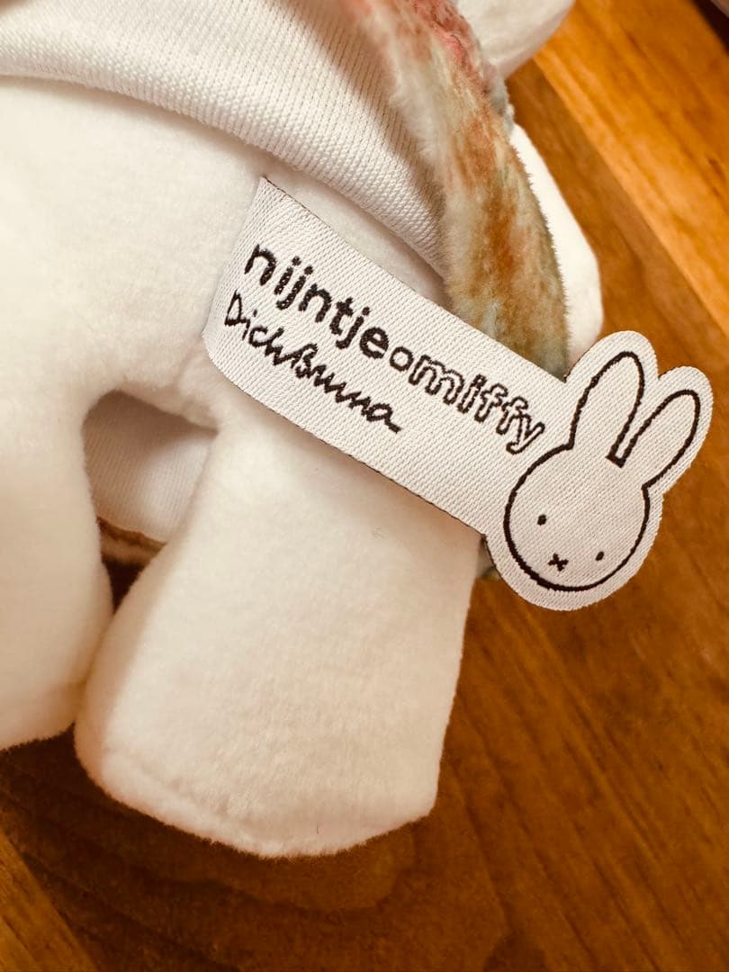 ゴッホ展　ミッフィー ぬいぐるみ　夜のカフェテラス展　ピーチツリー