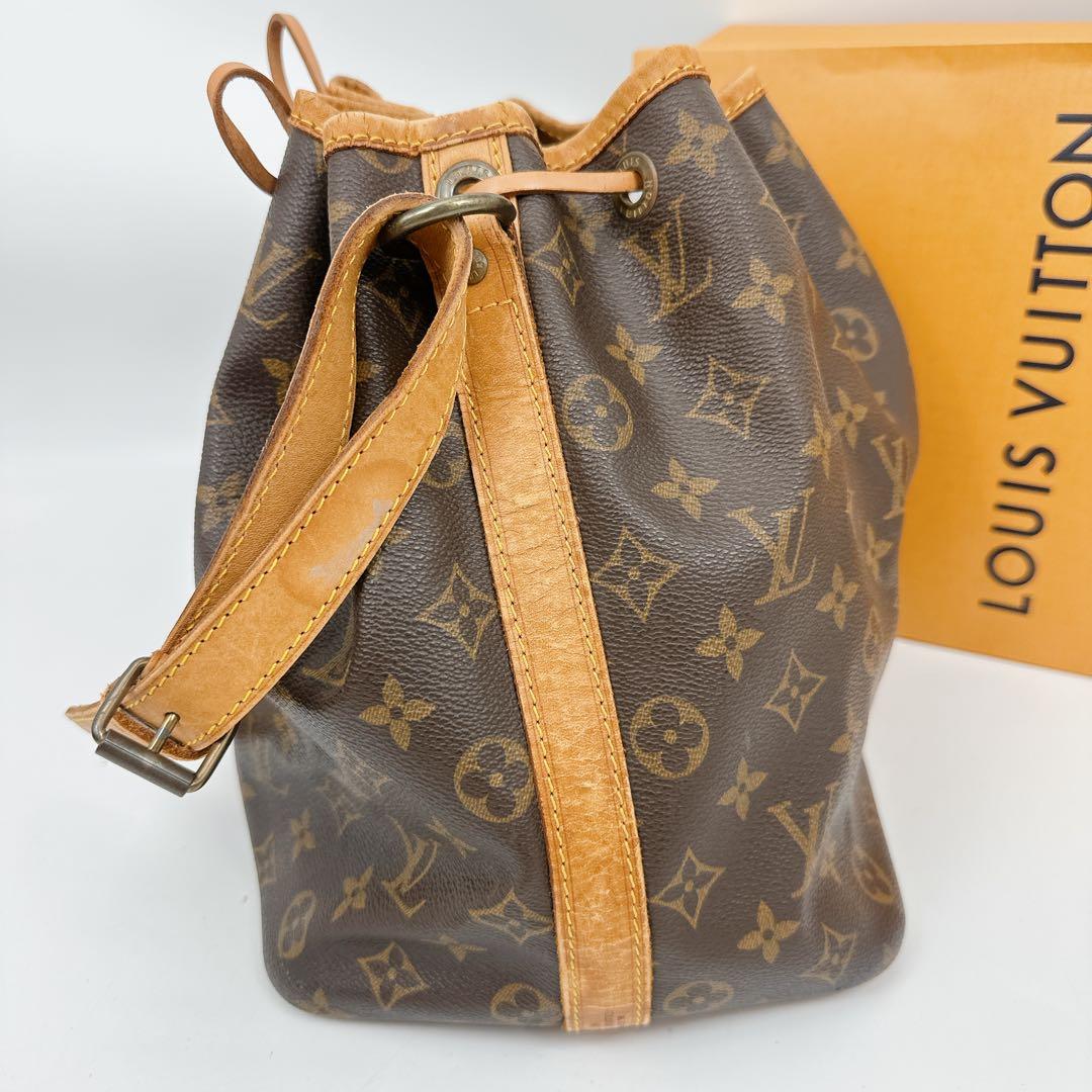 ルイヴィトン　モノグラム　プチノエ　巾着　ショルダーバッグ