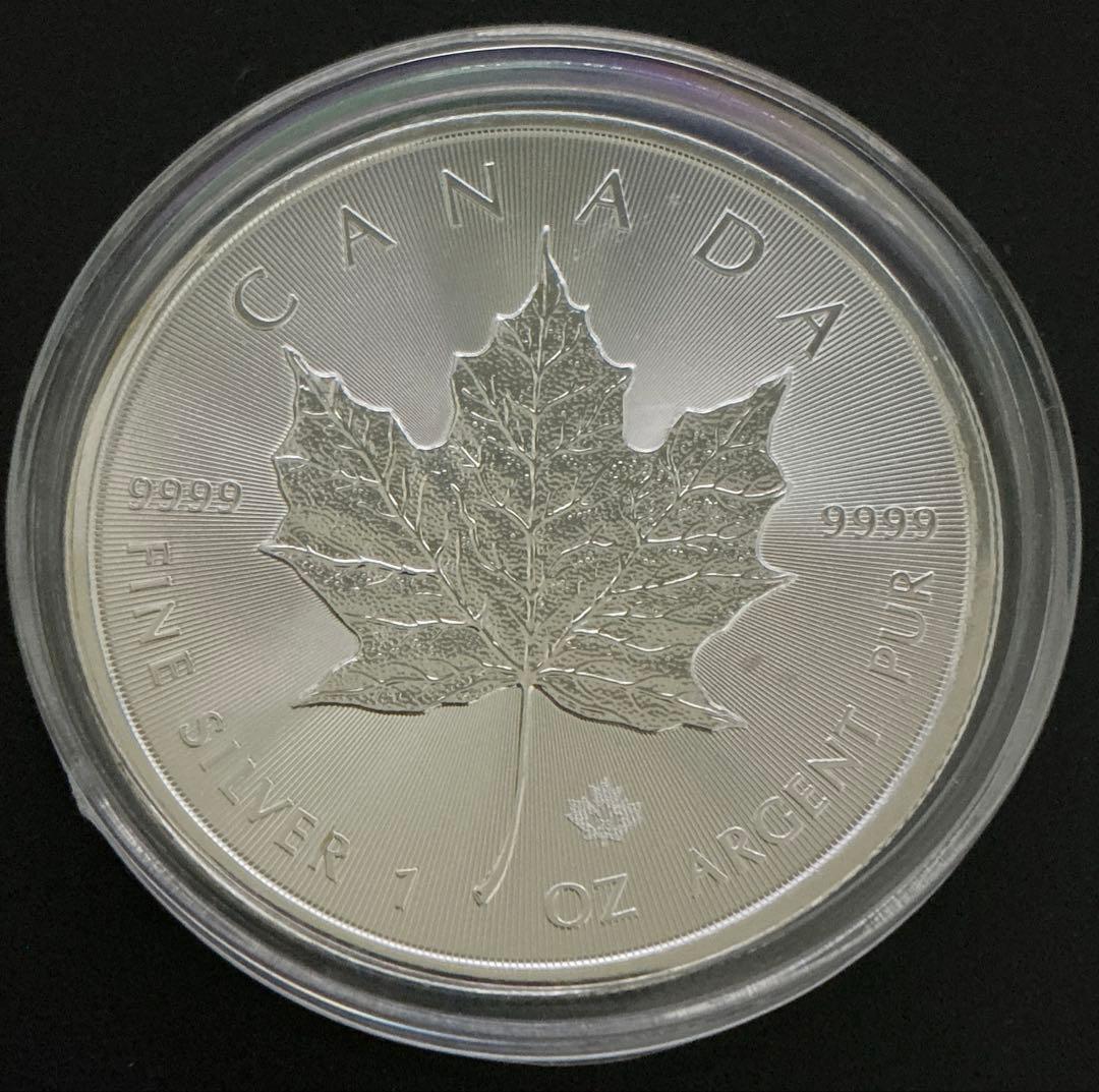 【本物保証】2023年 カナダ メープルリーフ銀貨 1オンス 5ドル 追悼刻印