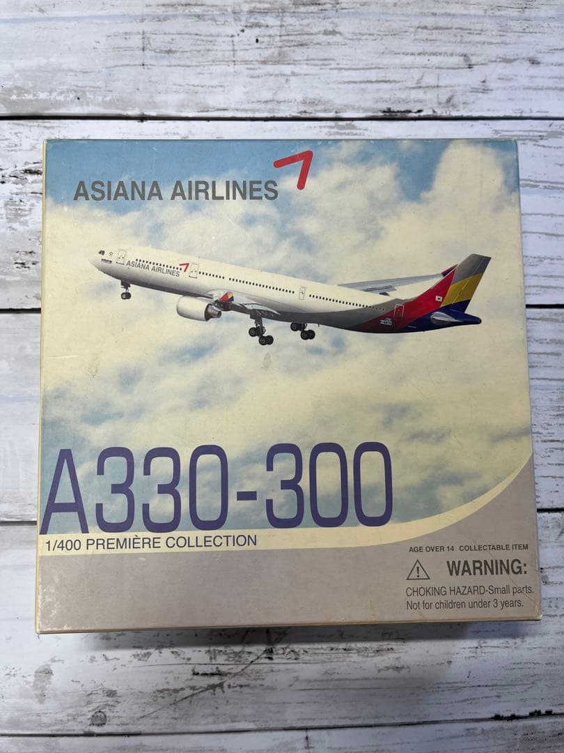 【廃盤】アシアナ航空 A330-300 1/400