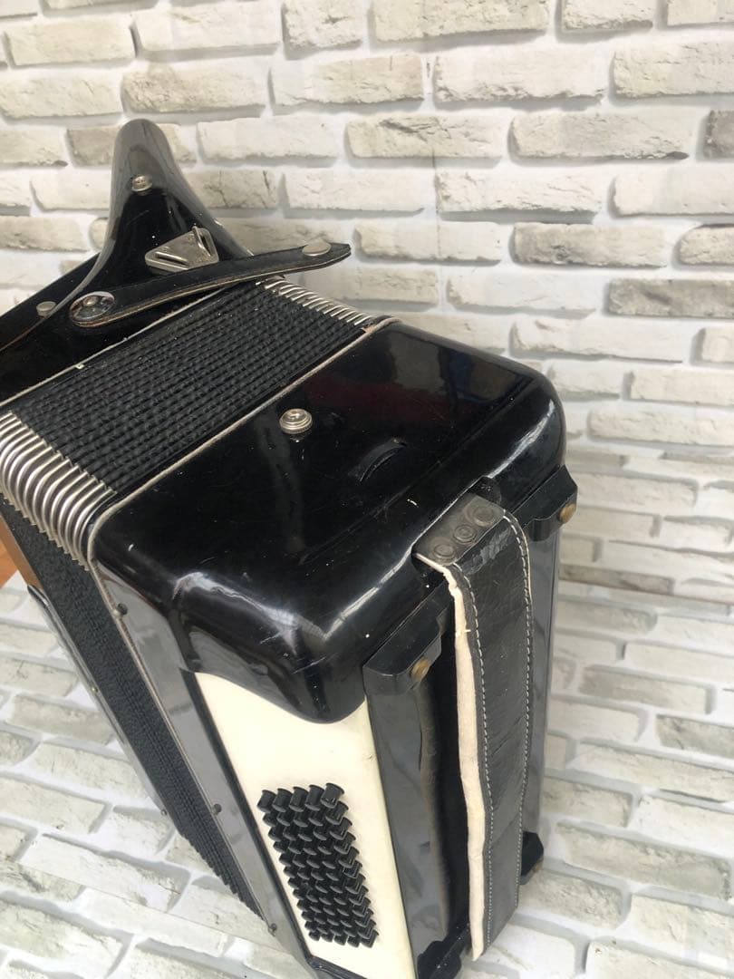 TOSCANO アコーディオン (A164)