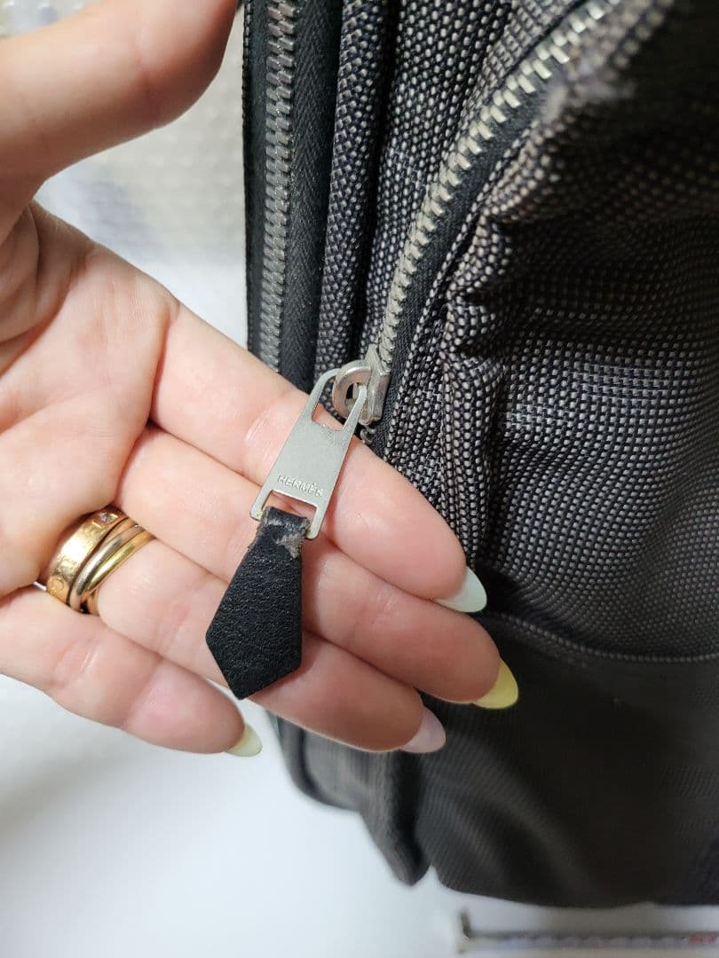 ダークグレー キャリーケース