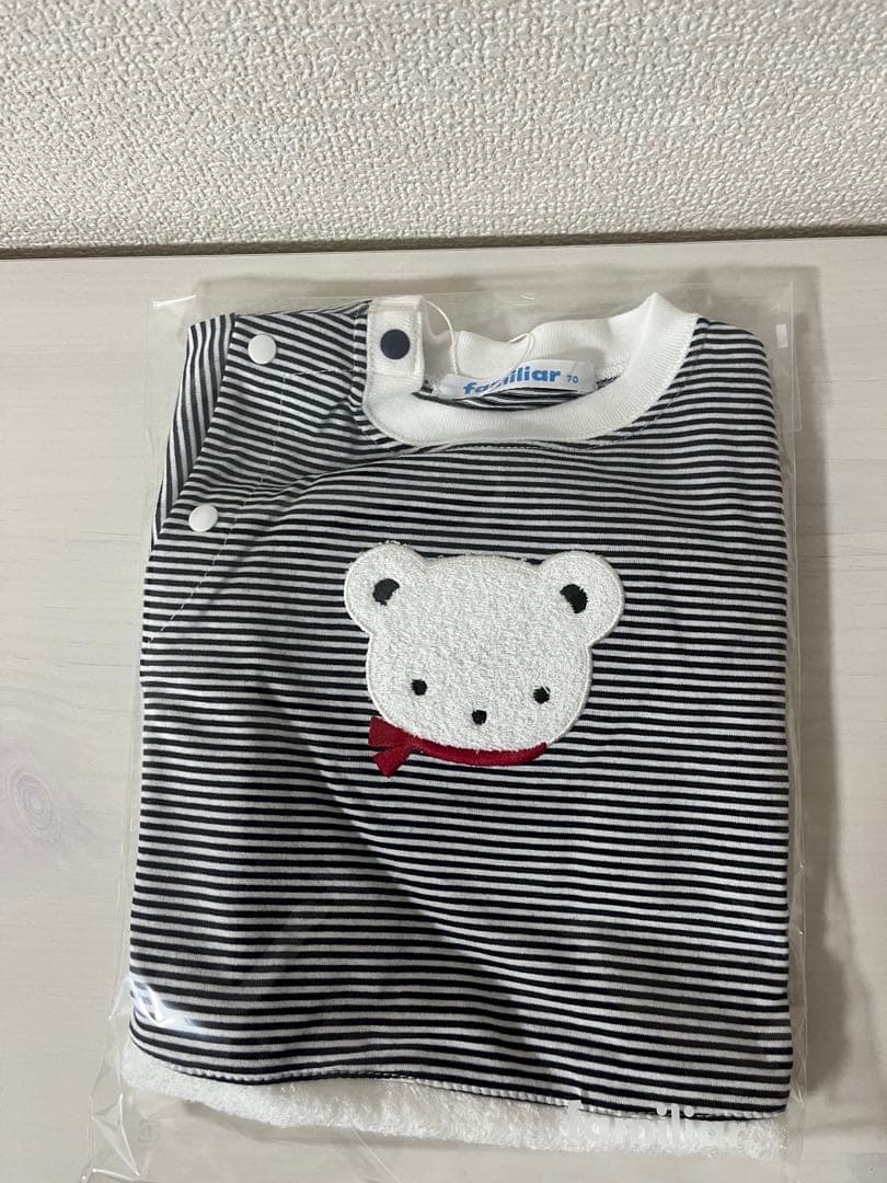 ファミリア 袖付きロンパスとガーゼハンカチ2種