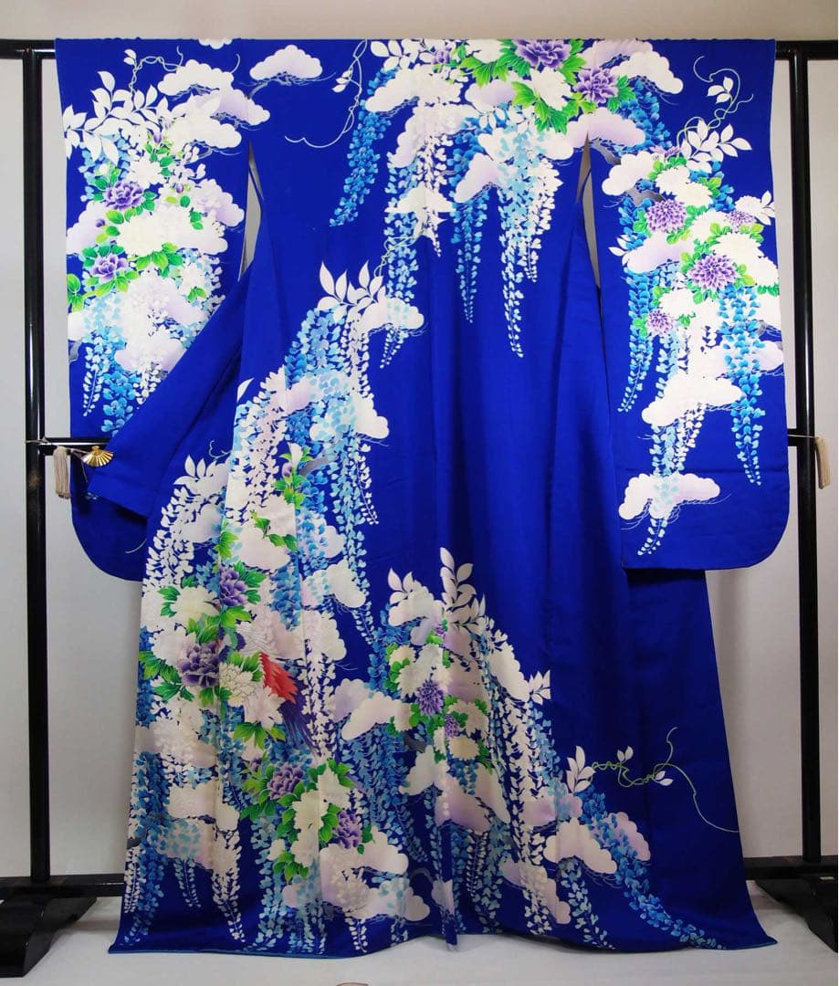 【豪華3点セット】振袖／濃紺地 藤花文様／銀駒刺繍／長襦袢・袋帯付き 晴れの日に