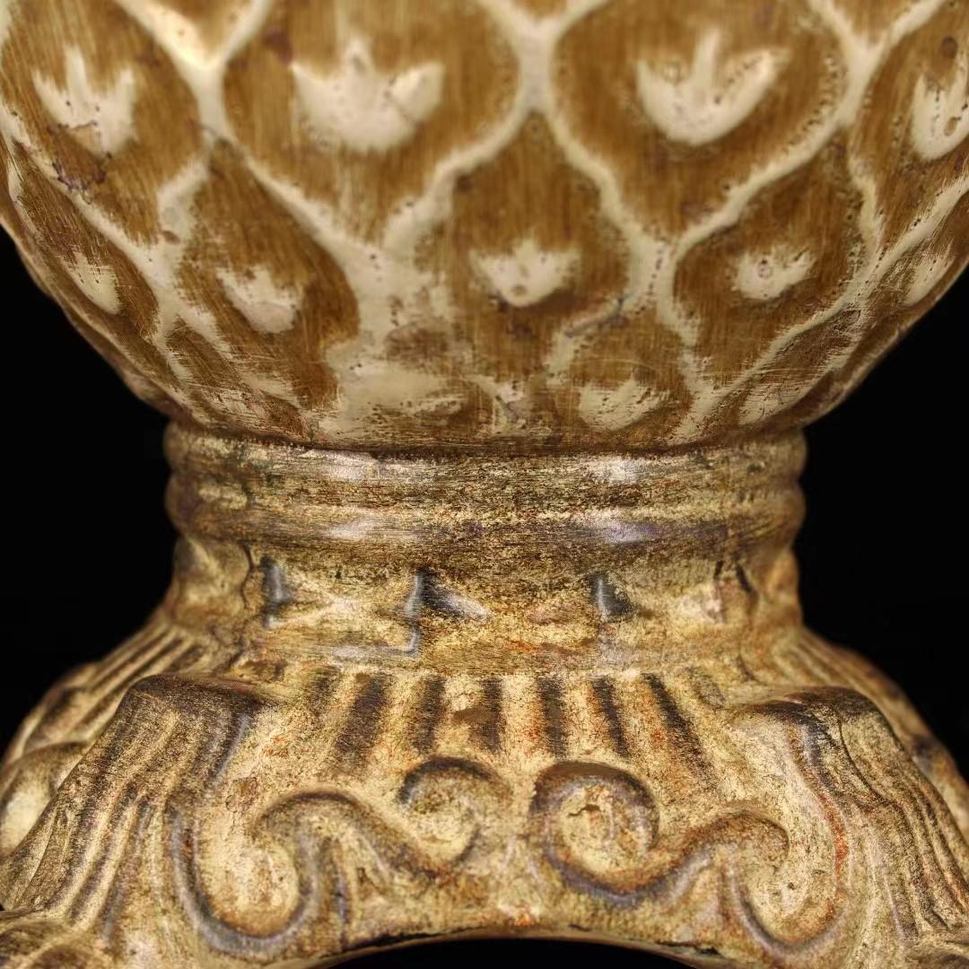 中国古美術・珍品旧蔵陶磁器の花瓶・文房具・茶道具・置物・観賞瓶・時代物・風水開運