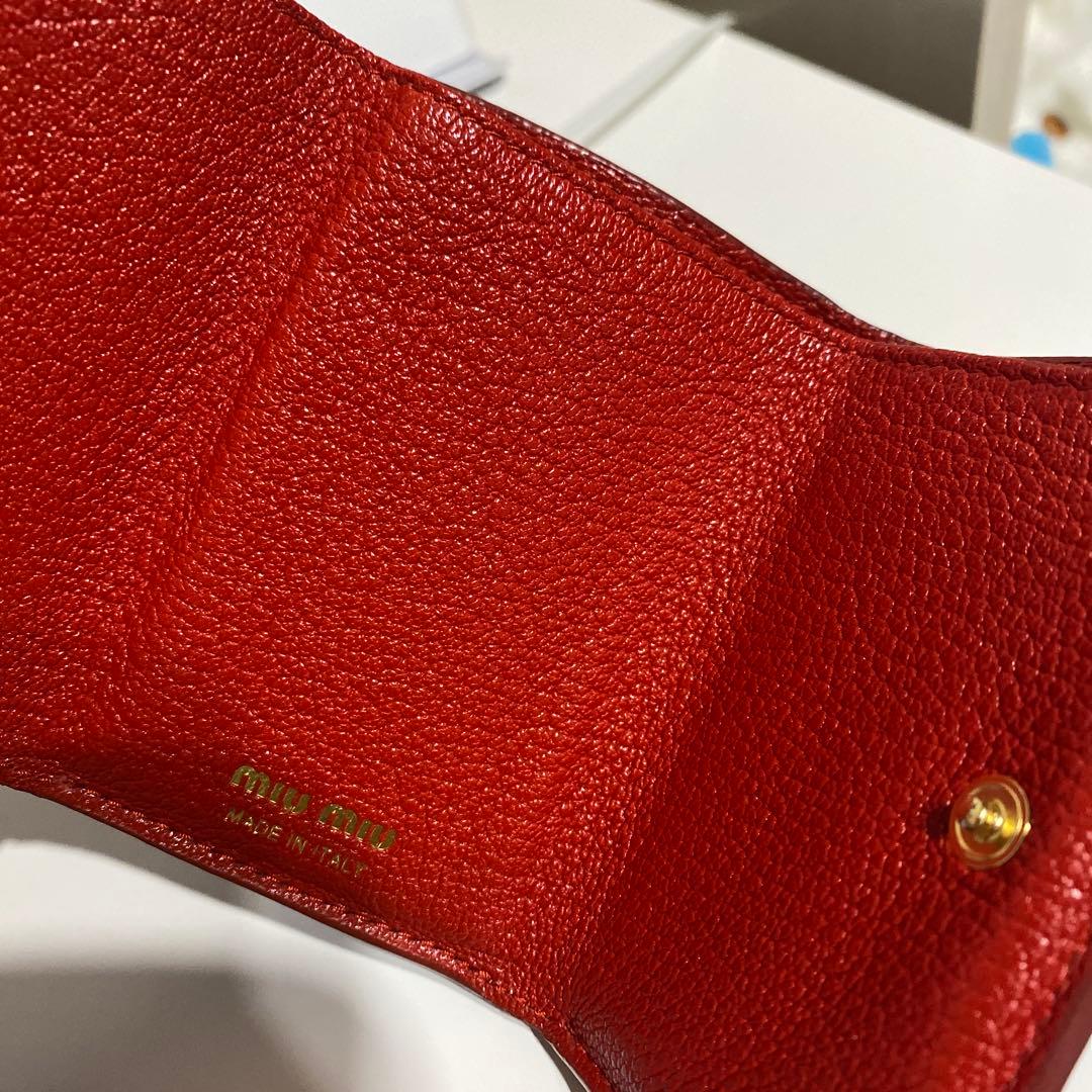 miu miuラブレター マドラス ハート 三つ折り財布 ブラック 黒