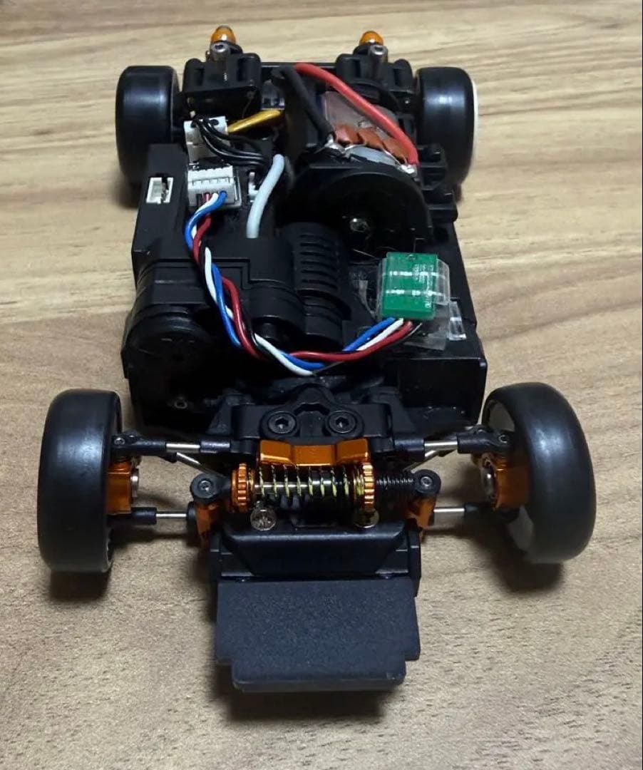 MRD & 京商ミニッツ 希少ボディ2個付きセット・S15はボディカスタム品