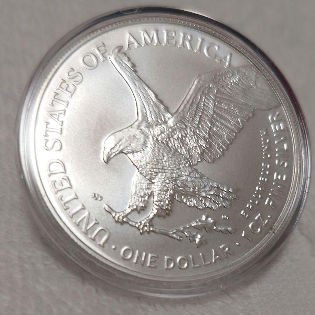 2023年 アメリカ「イーグルウォーキング　リバティ」１オンス銀貨