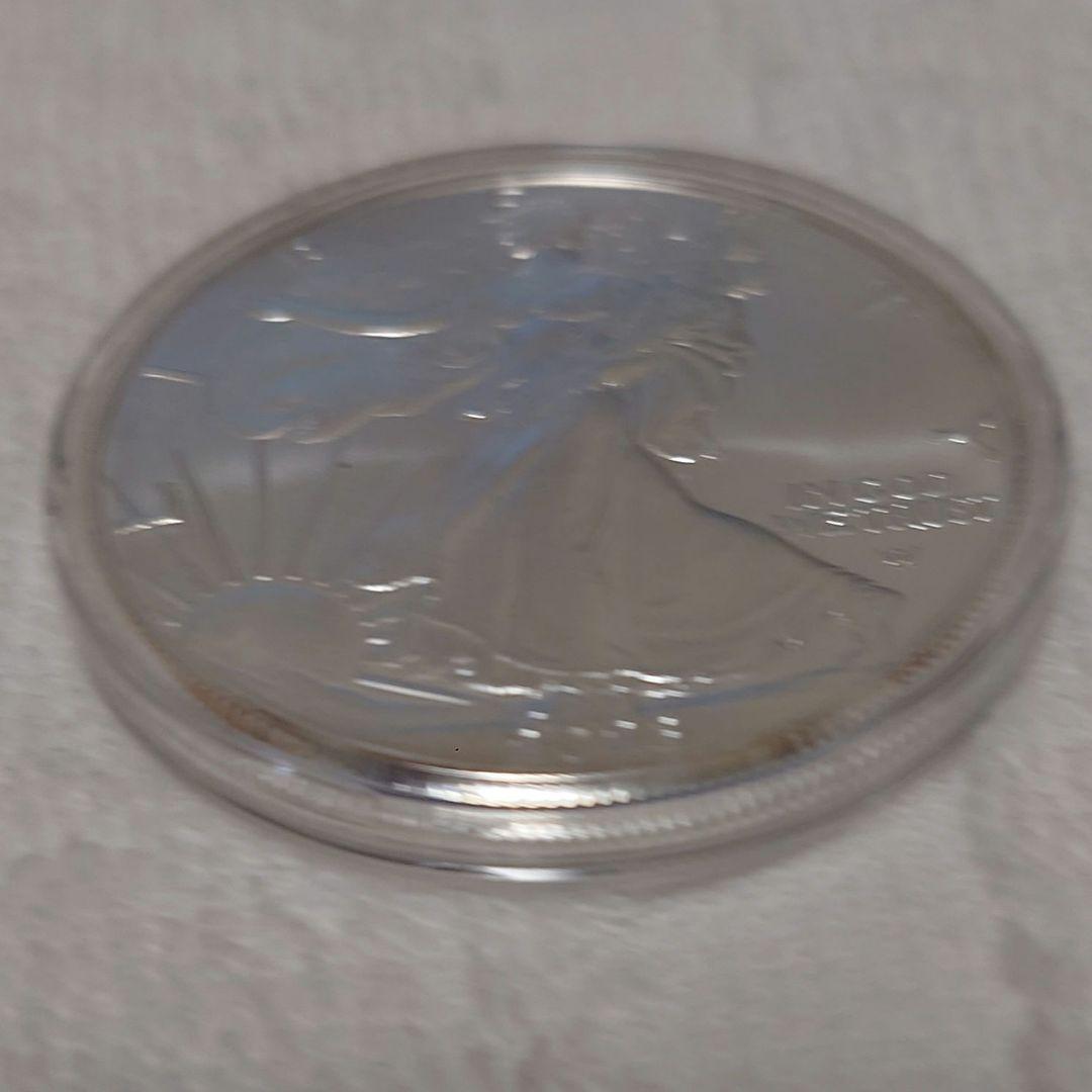 2023年 アメリカ「イーグルウォーキング　リバティ」１オンス銀貨