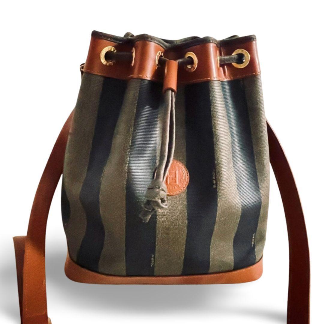 FENDI フェンディ ペカン ポーチ付き ショルダーバッグ 巾着 ゴールド金具