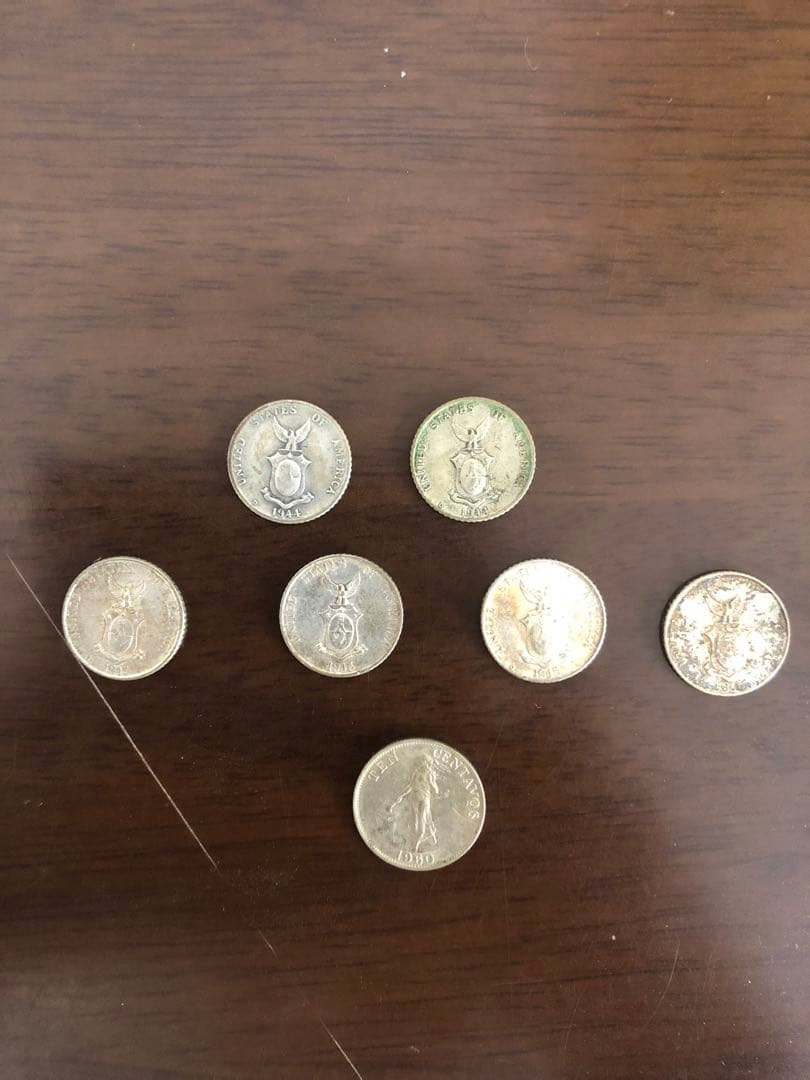 フィリピン10センタボ硬貨　1944年2枚、1945年4枚、1960年1枚、計7