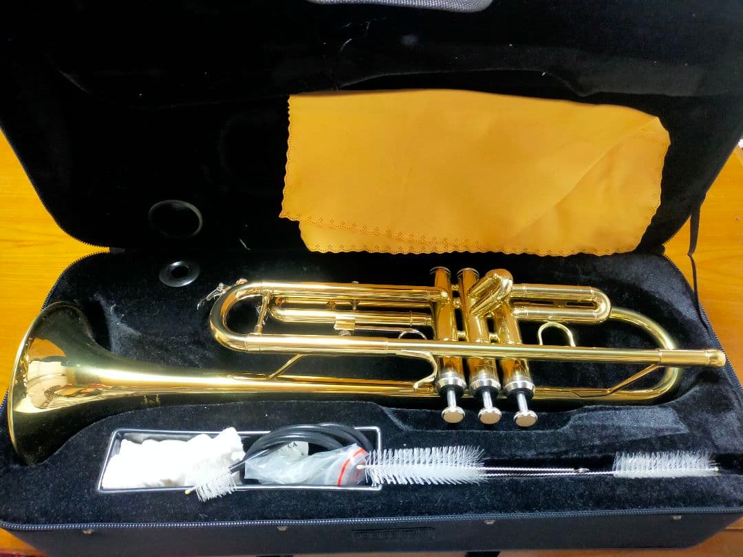 【hiro】ゴールド トランペット 3バルブ