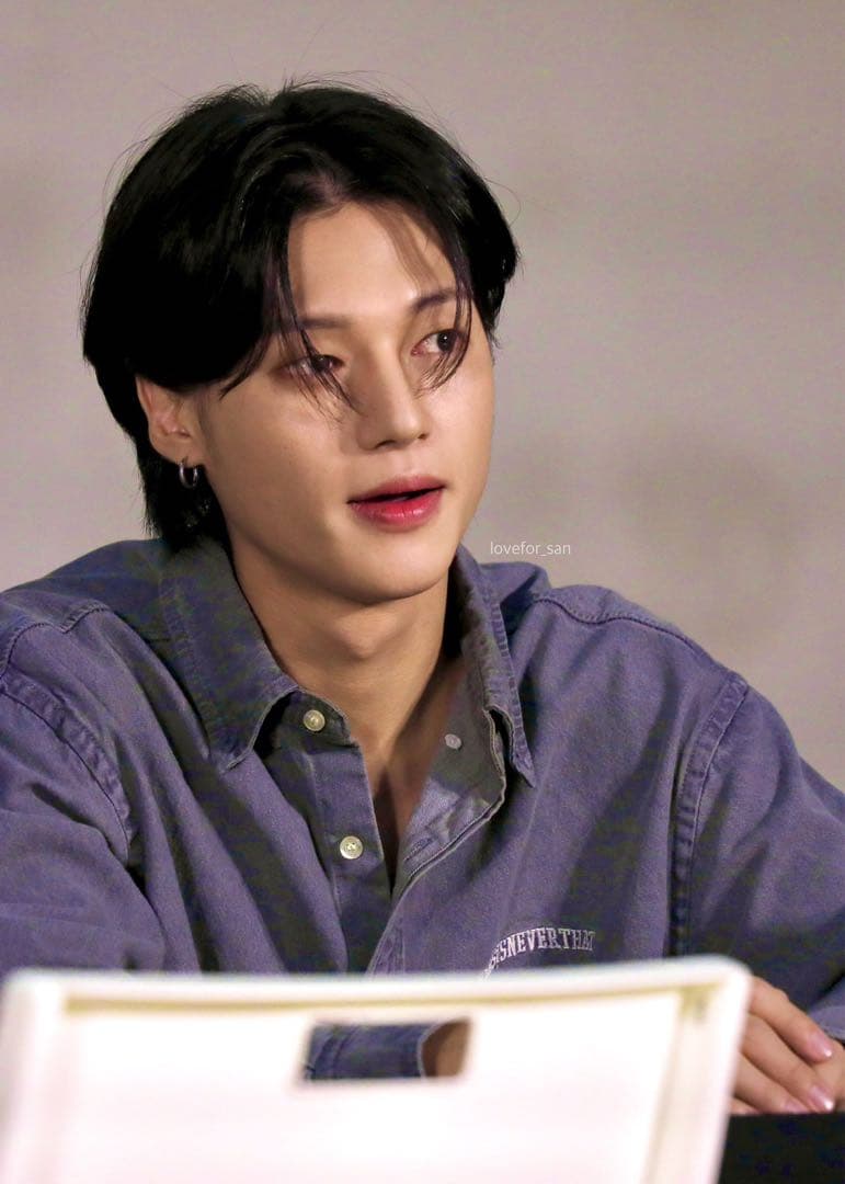 ATEEZ ウヨン 直筆サイン入り ポラロイド