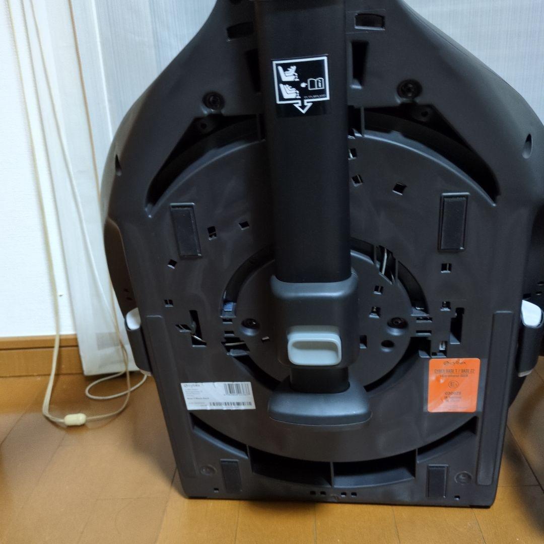【極美品】サイベックス　cybexクラウドTi-size+ベースT　セット