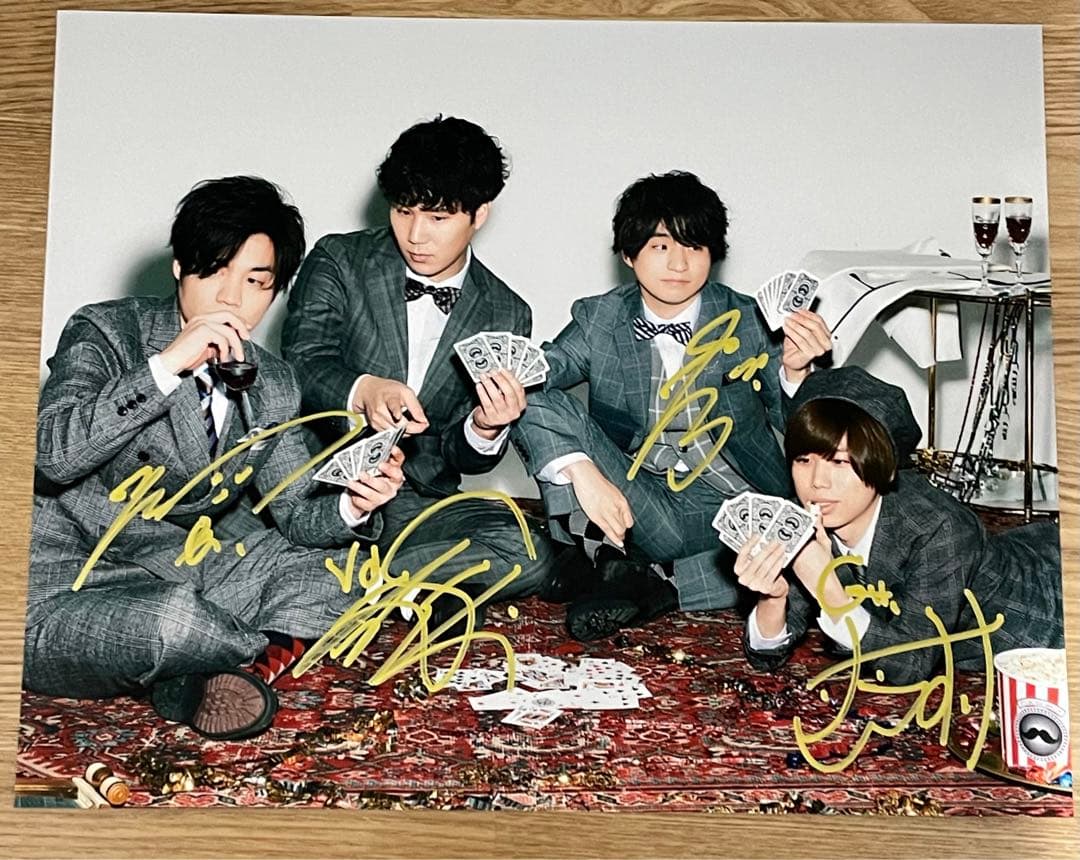 Official髭男dism 直筆サイン入り写真