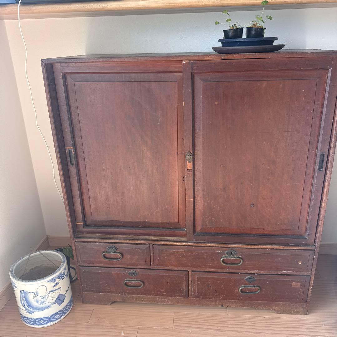 木製ダークブラウン箪笥 引き出し付き