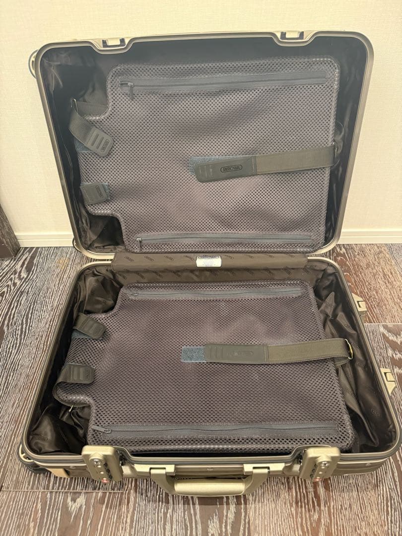 RIMOWA リモワ トパーズ チタニウム 33L