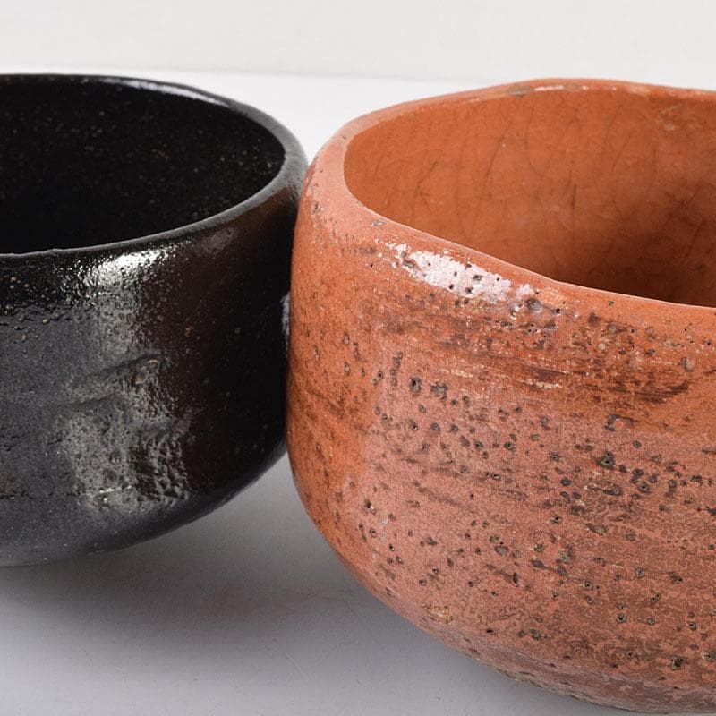 茶道具　楽吉左衛門　赤楽　黒楽茶碗　時代箱　M　R7750