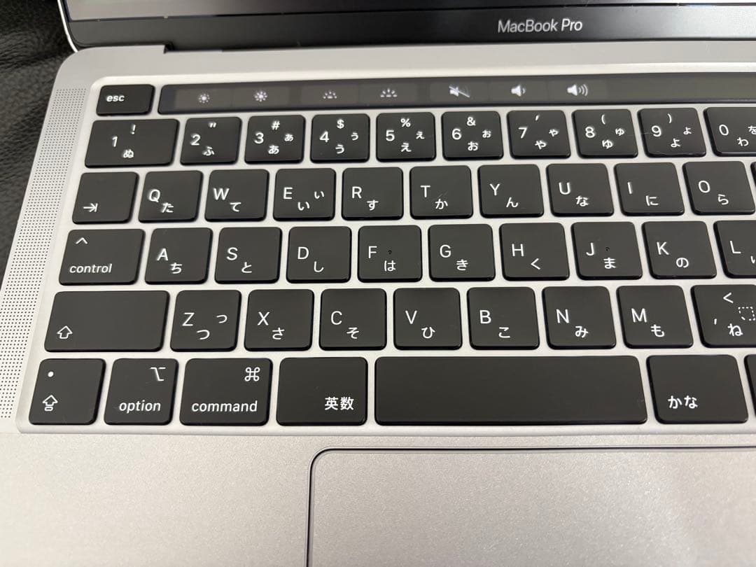 MacBook Pro (13-inch, M1, 2020) 本体