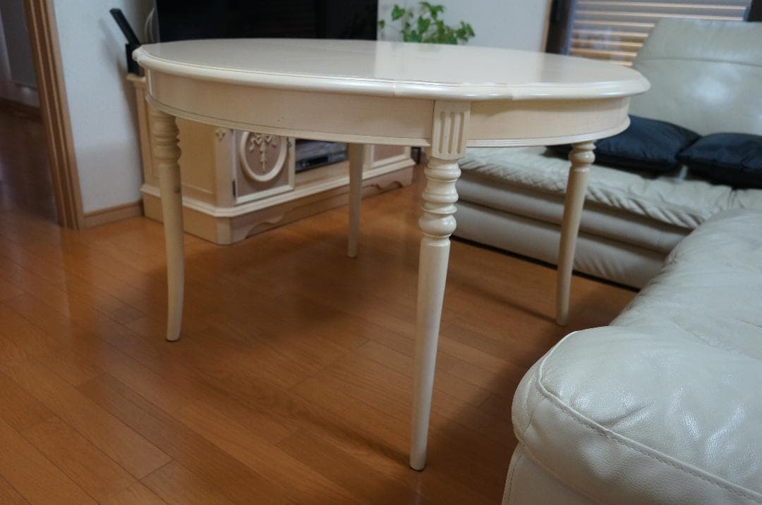 大塚家具 リンホーリン・ダイニングテーブル