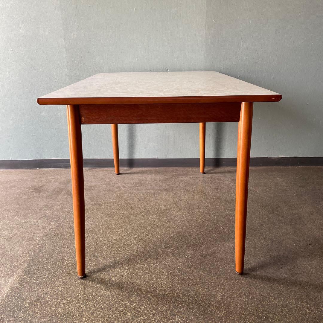 昭和レトロ　ミッドセンチュリー　北欧ヴィンテージ風　ダイニングテーブル　大理石風