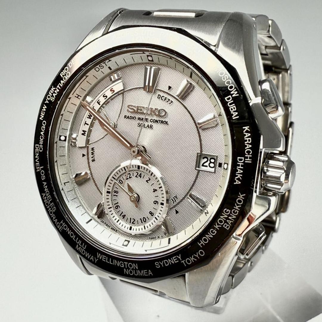 美品【稼働】セイコー ブライツ 腕時計 電波ソーラー チタン ワールドタイム