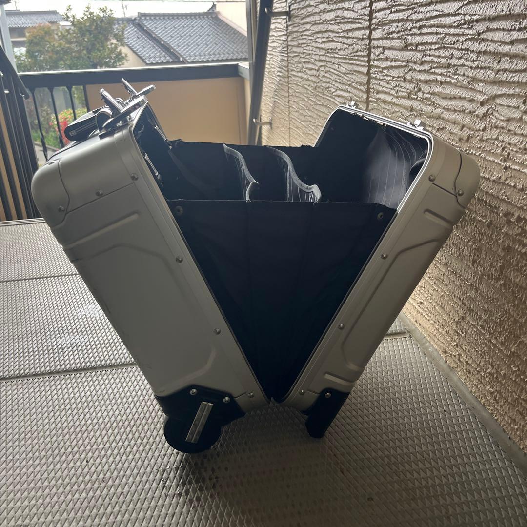 ゼロハリバートン　スーツケース