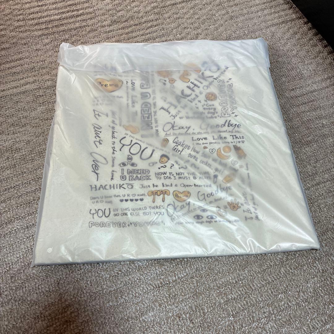 藤井風オフィシャルグッズHACHIKO他イラスト入りトートバッグ2色セット