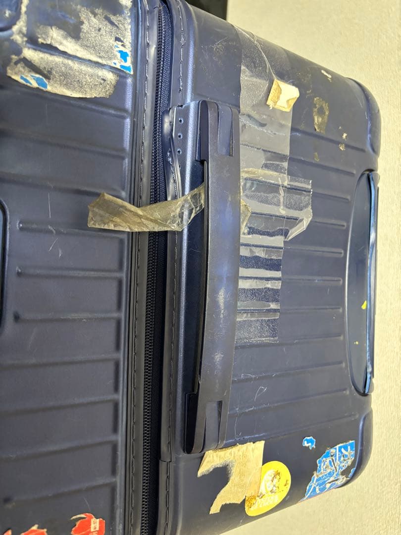 z*p様 RIMOWA ネイビー キャリーケース