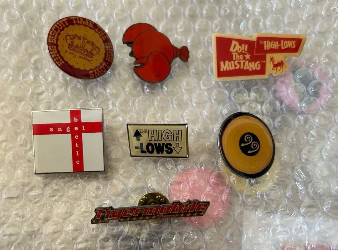 激レア　ハイロウズ　バッジ