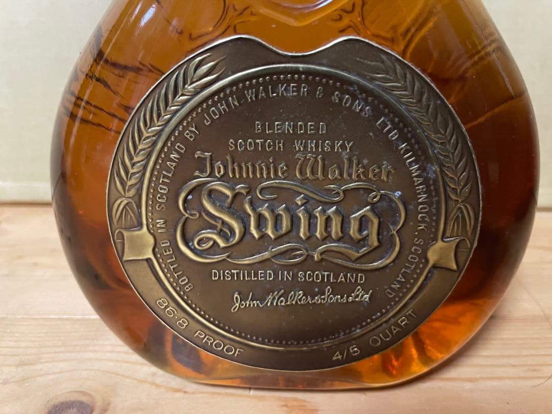 ウイスキー Johnnie Walker Swing 4/5 Quart