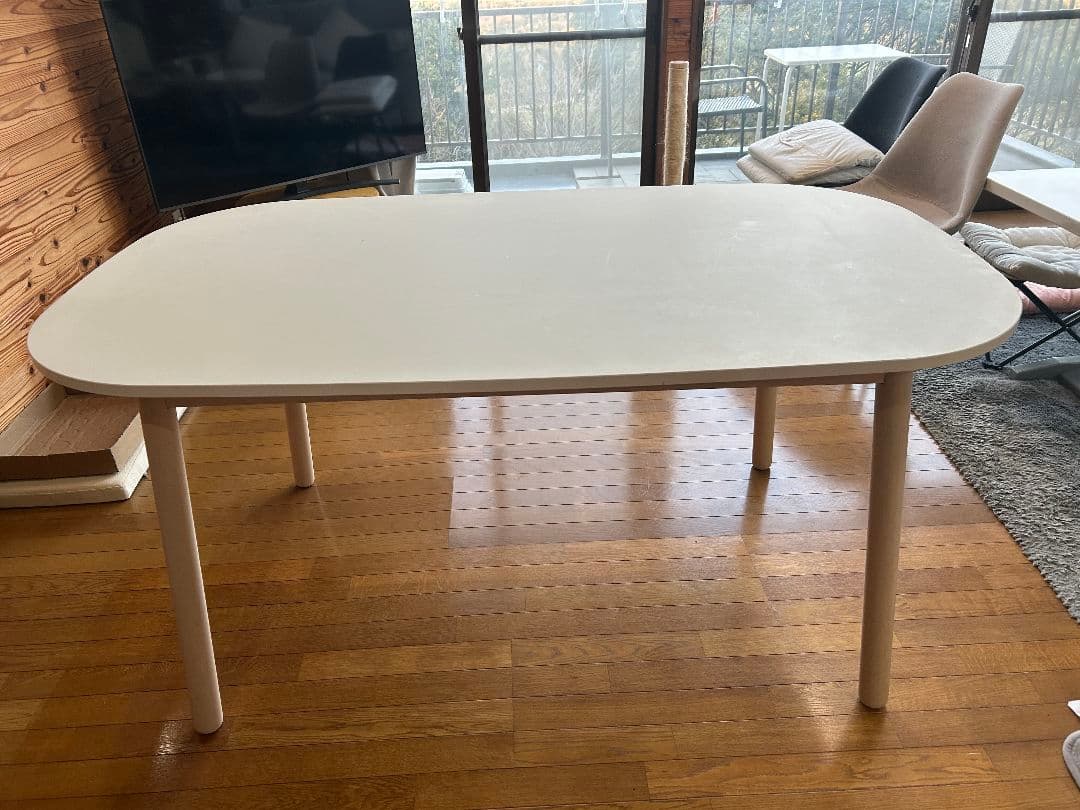 ダイニングテーブル IKEA